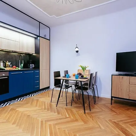 Modern, Cozy Apartment, Next To The Old Town! *